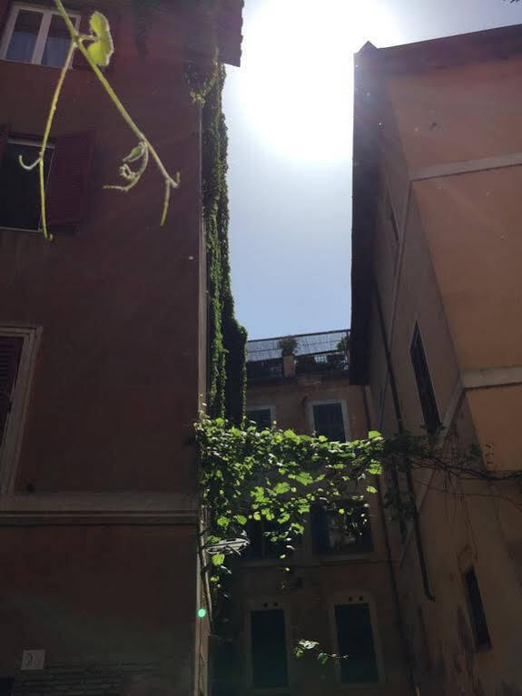 Nl Trastevere Rome Luaran gambar